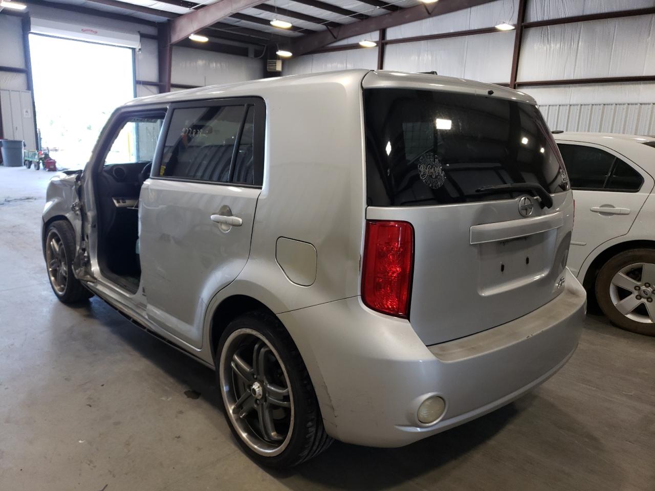 Photo 3 from auction – 2008 SCION XB with VIN JTLKE50E081024876