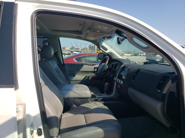Photo 5 from auction – 2011 TOYOTA SEQUOIA PL with VIN 5TDDW5G16BS044161