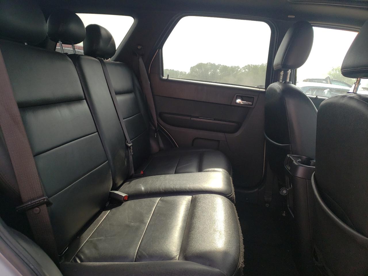 Photo 6 from auction – 2008 FORD ESCAPE LIM with VIN 1FMCU04118KB46133