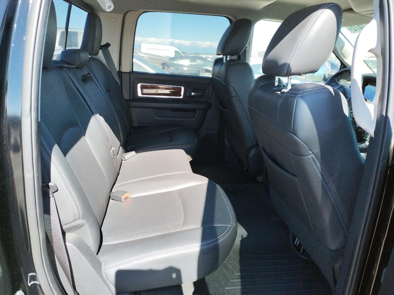 Photo 6 from auction – 2012 DODGE RAM 1500 L with VIN 1C6RD7NT6CS289182
