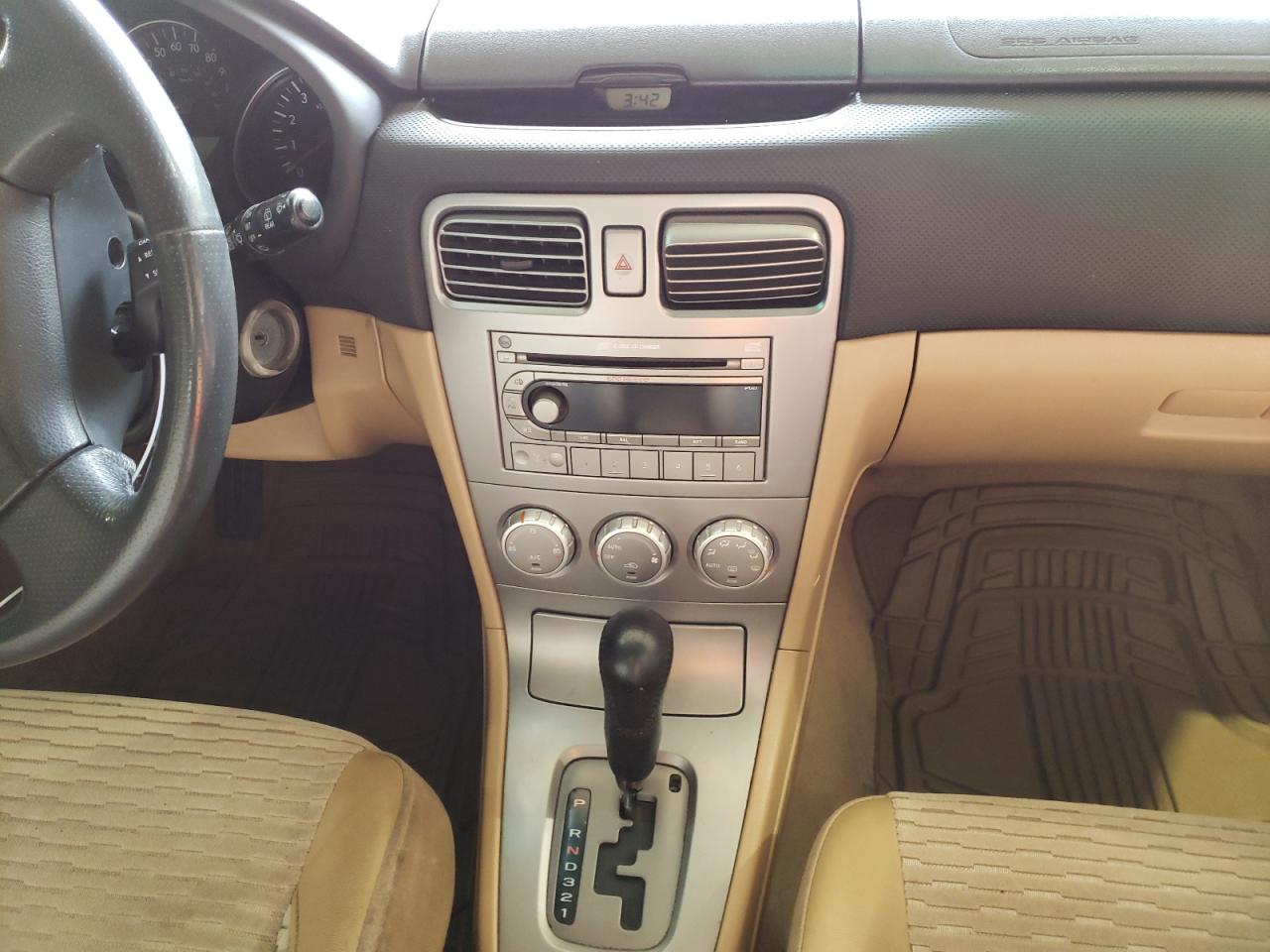 Photo 9 from auction – 2005 SUBARU FORESTER 2 with VIN JF1SG656X5H723468