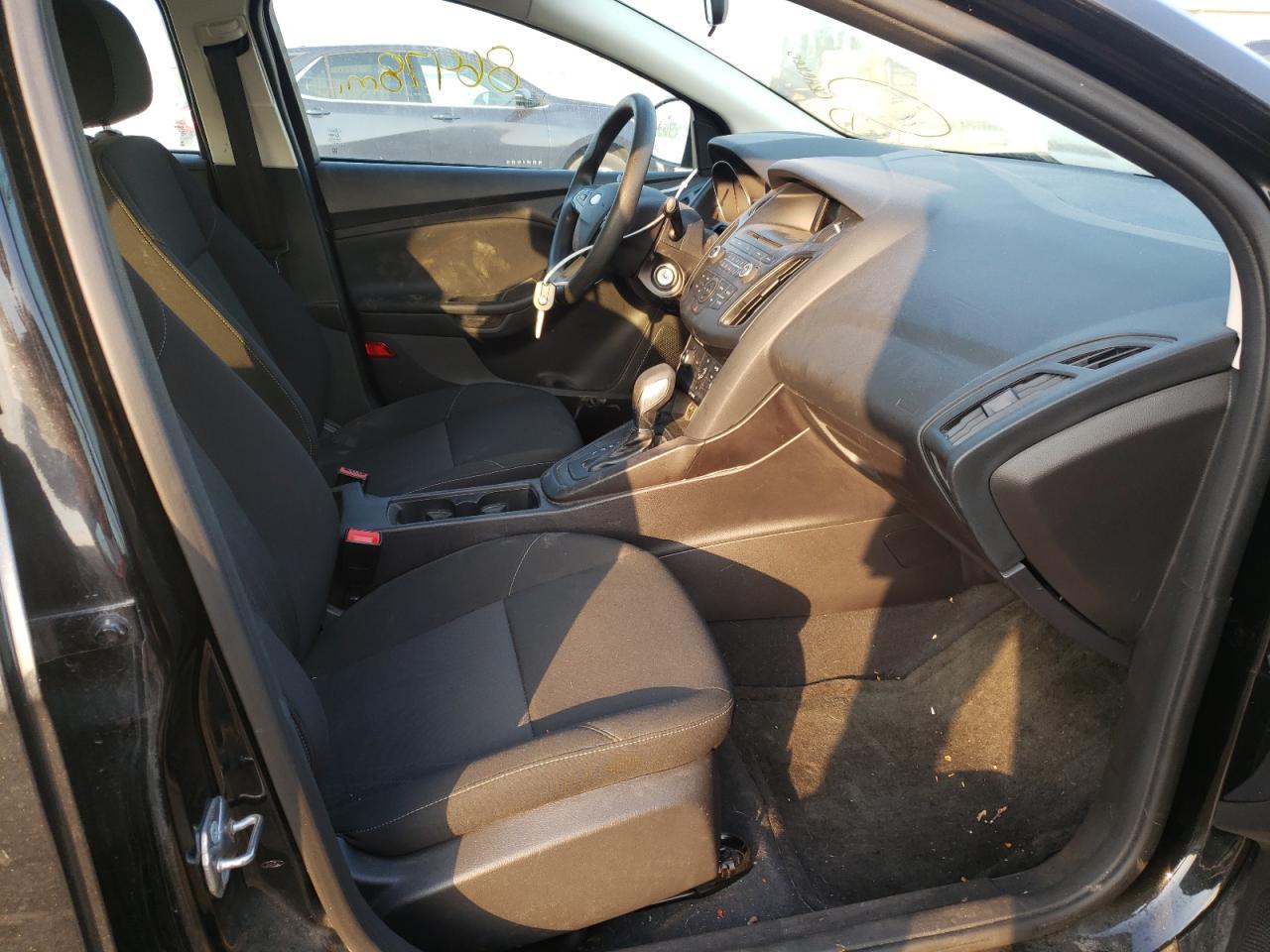 Photo 5 from auction – 2015 FORD FOCUS RS with VIN 1FADP3E28FL210691
