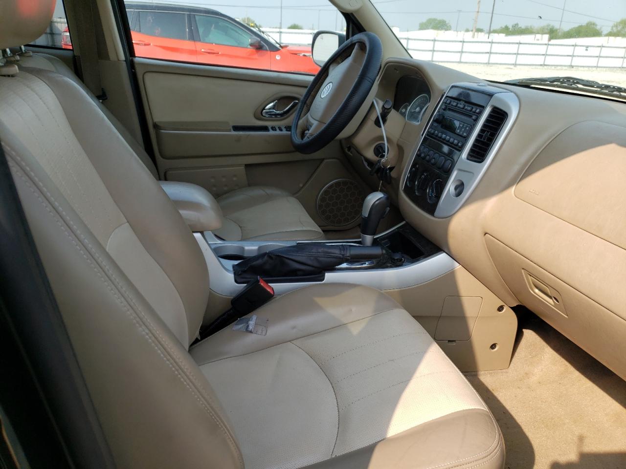 Photo 5 from auction – 2006 MERCURY MARINER with VIN 4M2YU56176KJ18185