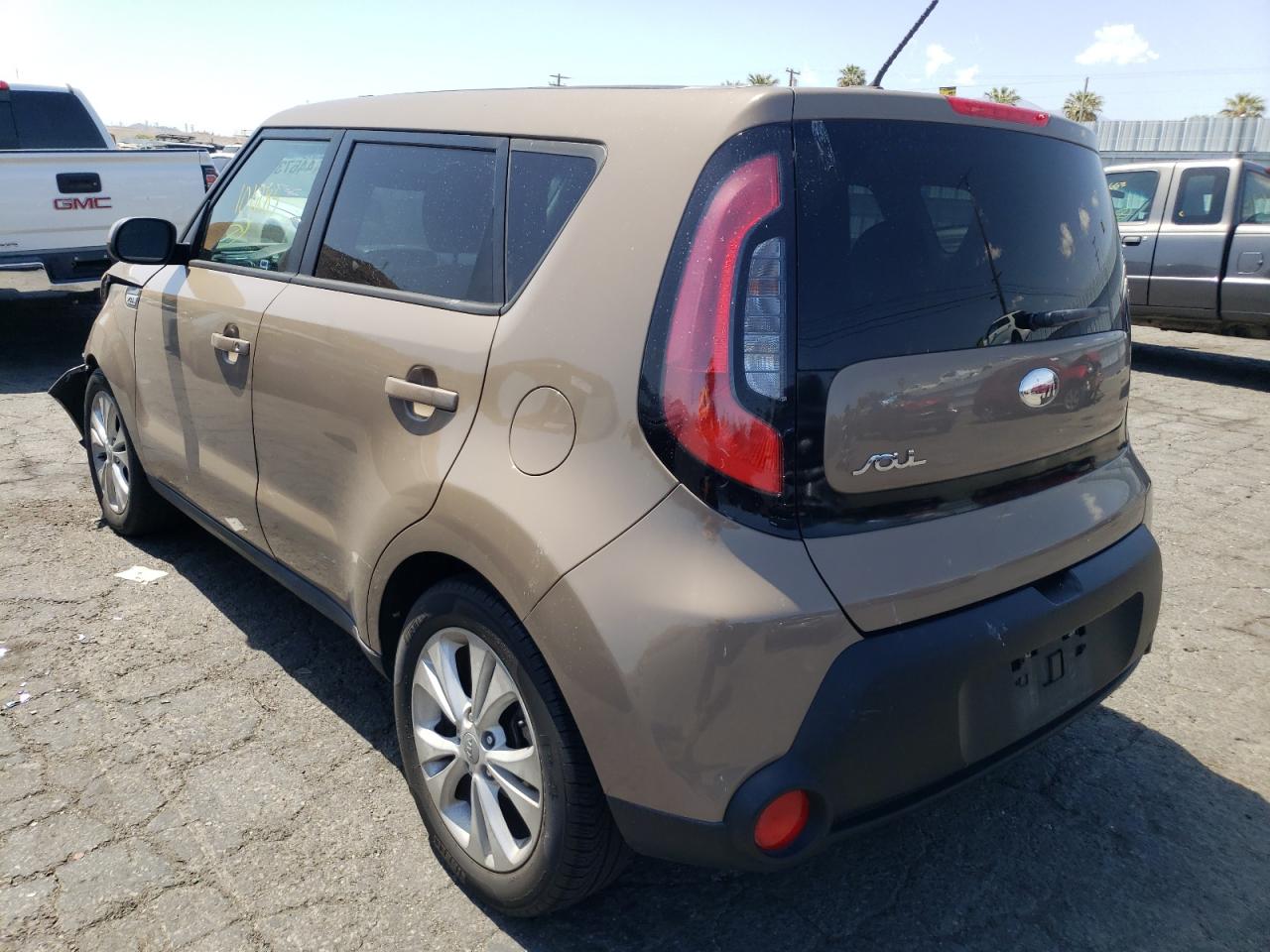 Photo 3 from auction – 2015 KIA SOUL + with VIN KNDJP3A50F7116228