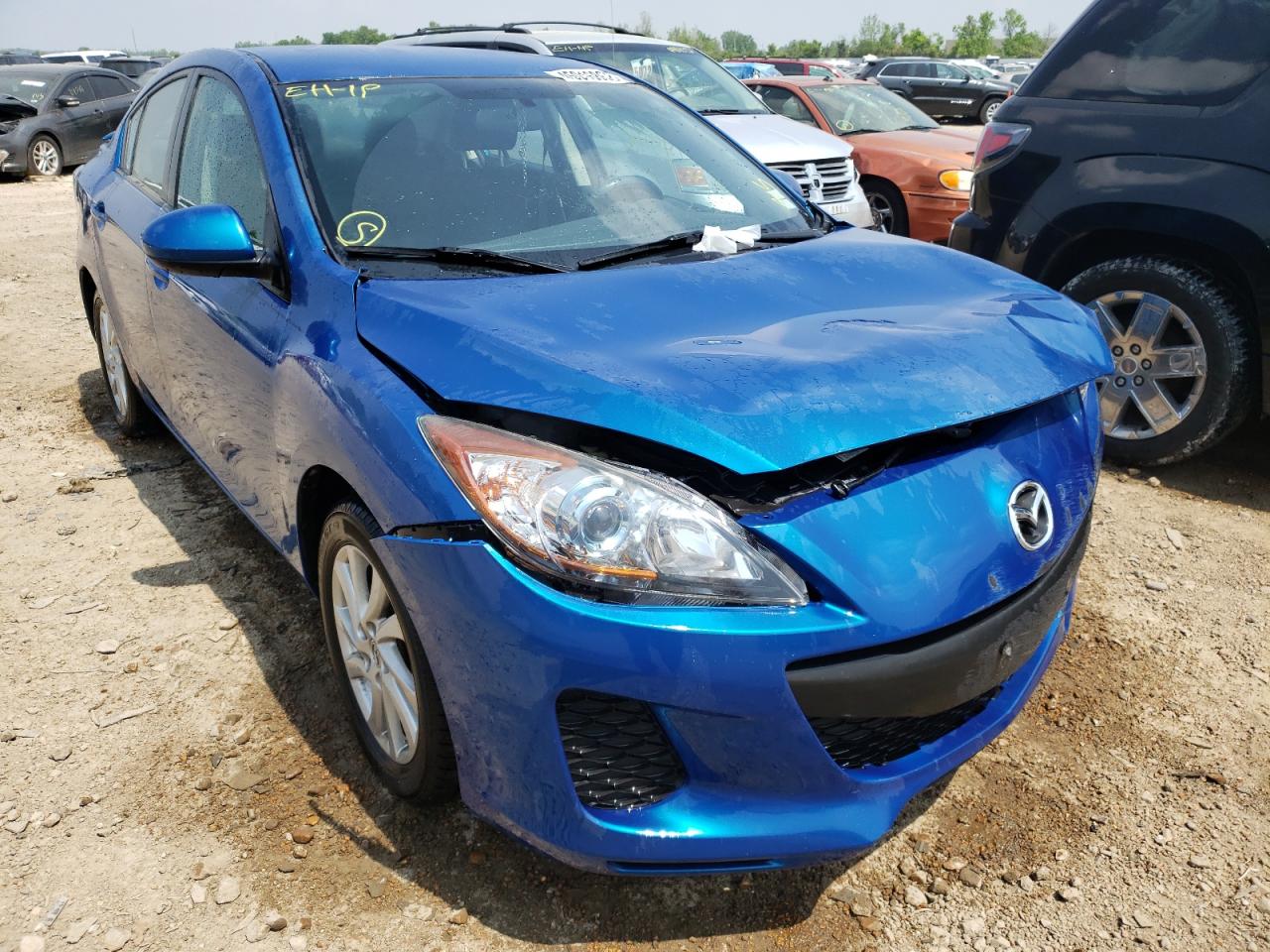 MAZDA 3 I 2012 with VIN JM1BL1V75C1657435 - Photo from auction