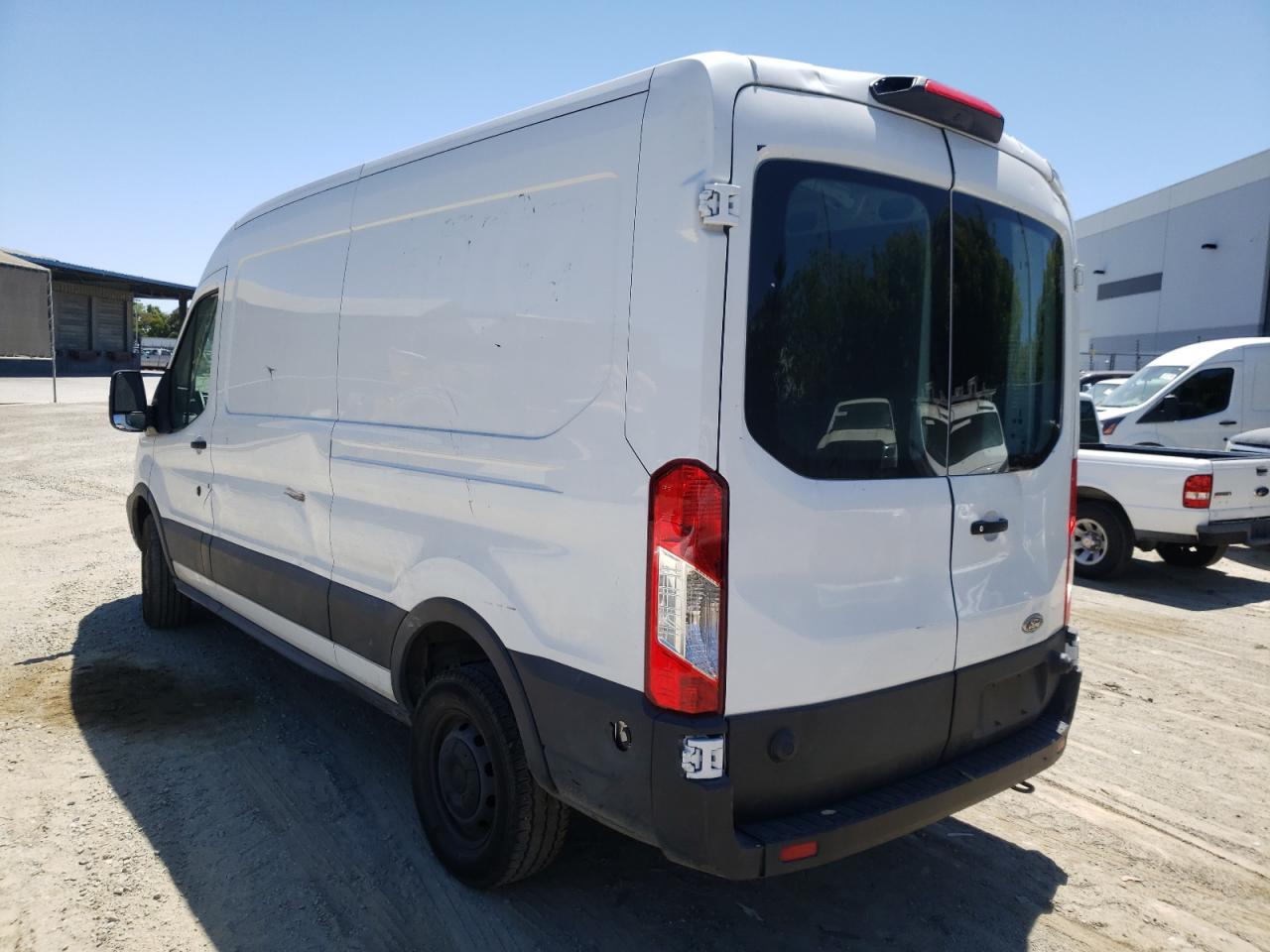 Photo 3 from auction – 2019 FORD TRANSIT T- with VIN 1FTYR2CM5KKB83731