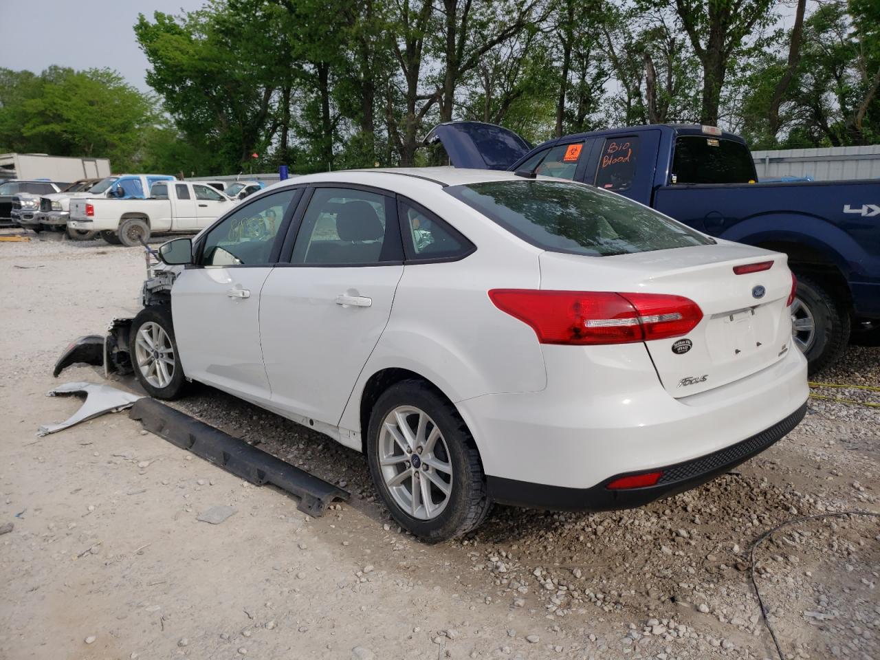 Photo 3 from auction – 2015 FORD FOCUS SE with VIN 1FADP3F2XFL376032