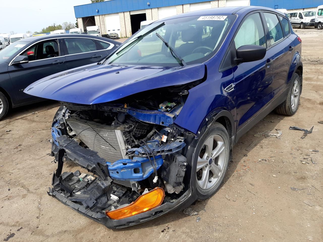 Photo 2 from auction – 2014 FORD ESCAPE S with VIN 1FMCU0F78EUE24799