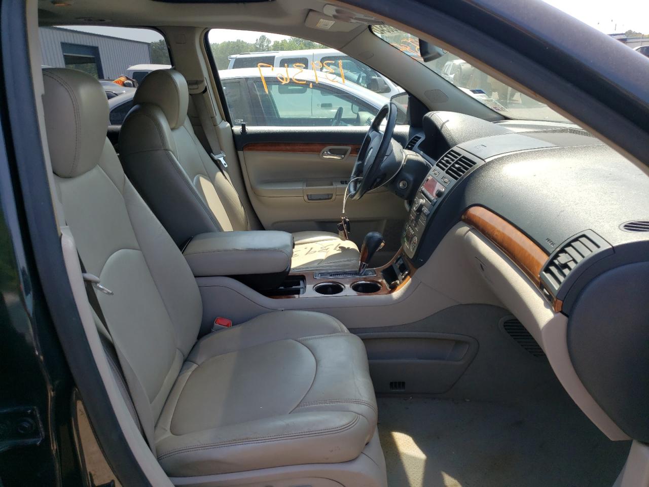 Photo 5 from auction – 2007 SATURN OUTLOOK XR with VIN 5GZER23717J142585