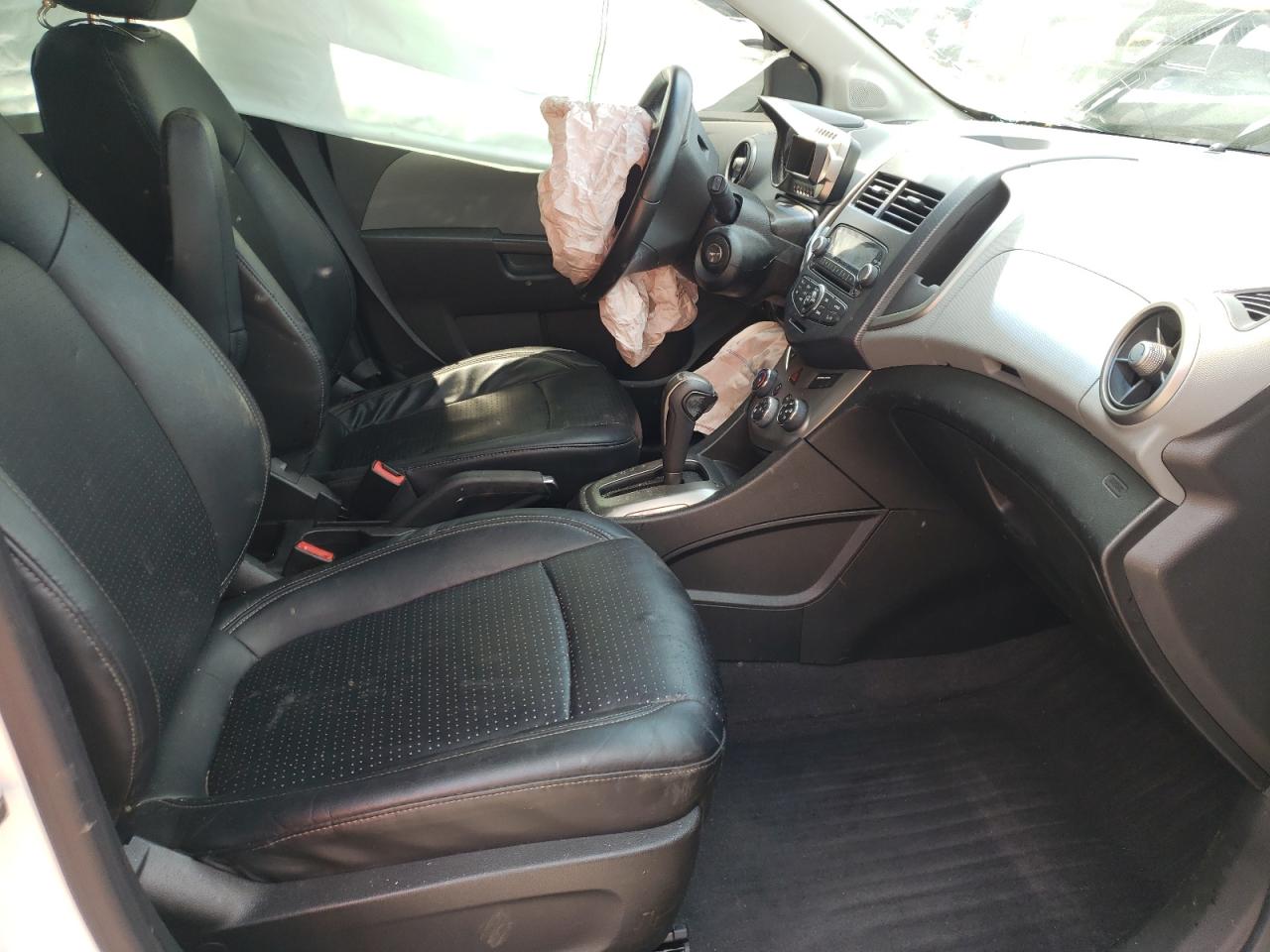 Photo 5 from auction – 2012 CHEVROLET SONIC LTZ with VIN 1G1JE6SH5C4147769