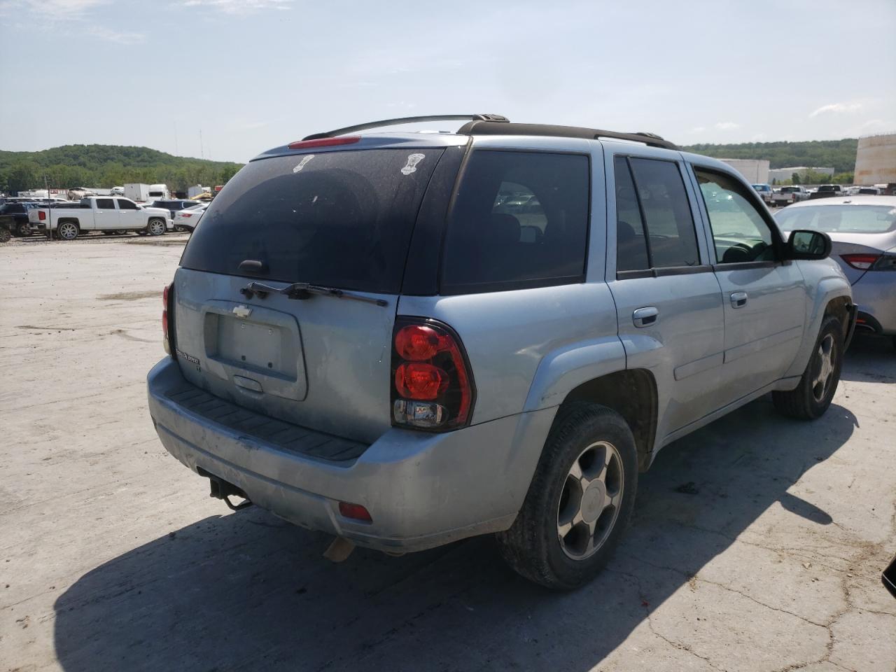 Photo 4 from auction – 2006 CHEVROLET TRAILBLAZE with VIN 1GNDS13S662264018