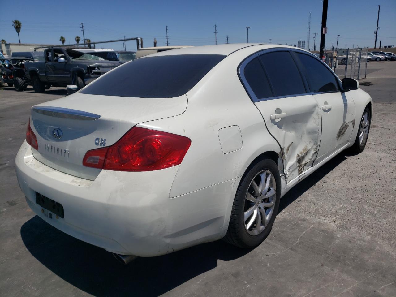 Photo 4 from auction – 2007 INFINITI G35 with VIN JNKBV61E97M704979