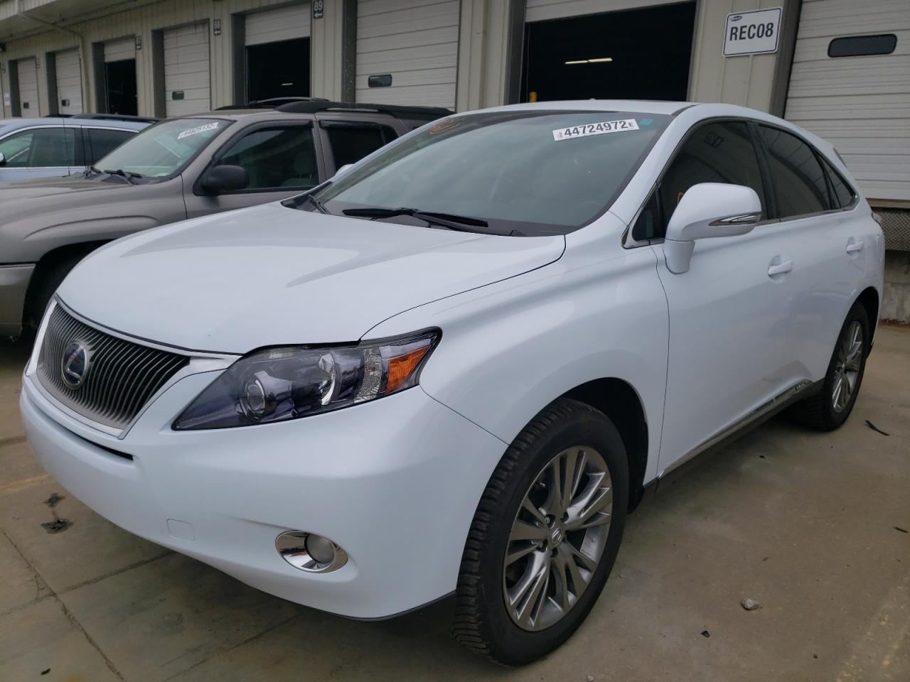 Photo 2 from auction – 2010 LEXUS RX 450 with VIN JTJZB1BA3A2004057