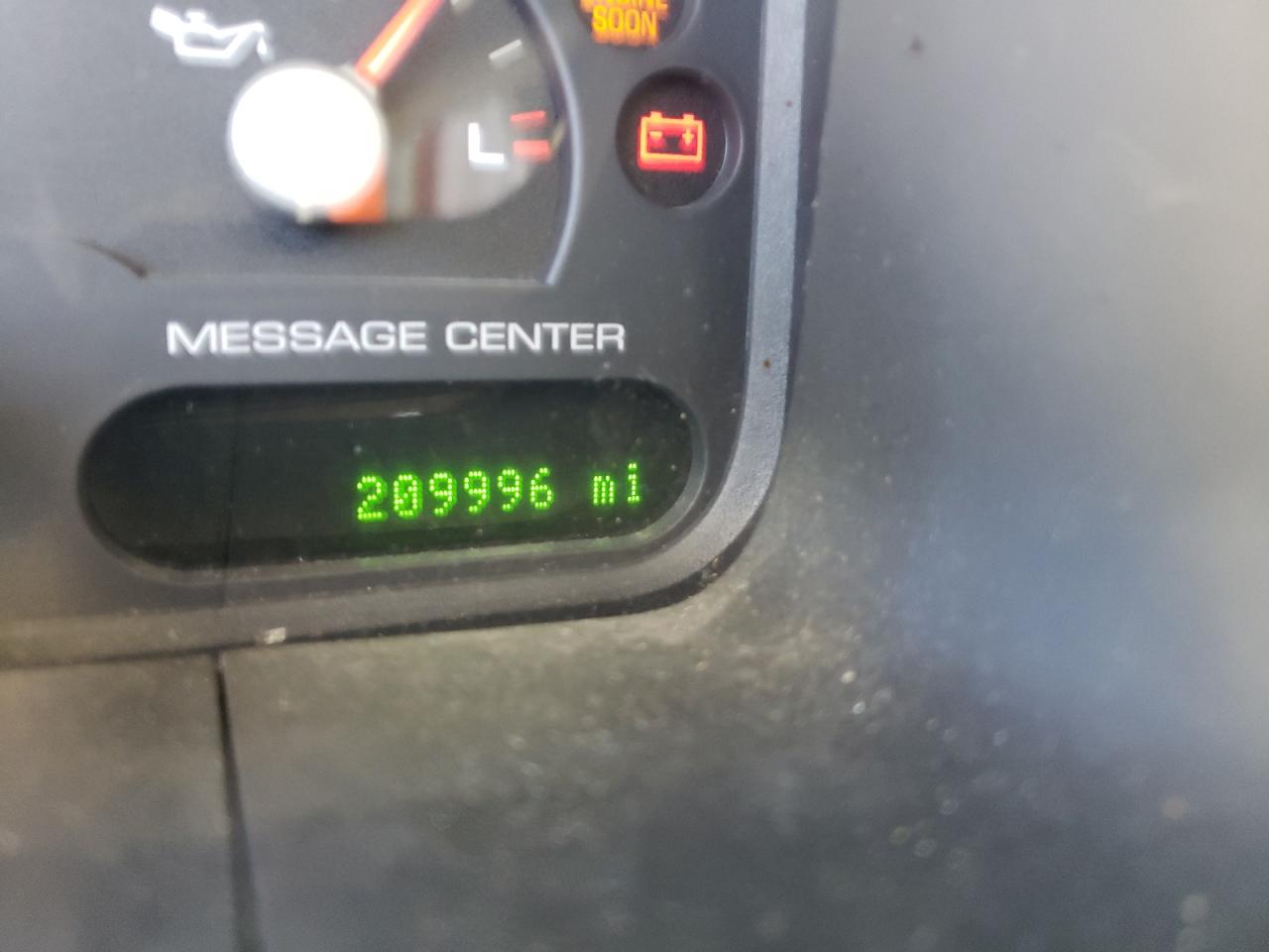 Photo 8 from auction – 2005 FORD EXPLORER X with VIN 1FMDU63E25ZA13041