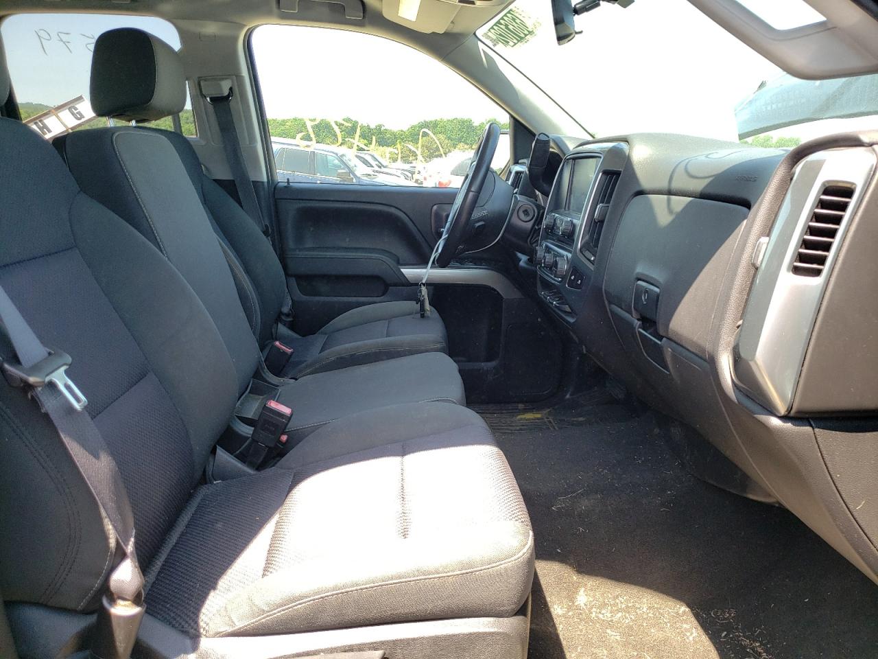 Photo 5 from auction – 2015 CHEVROLET SILVERADO with VIN 1GCVKREC2FZ276059