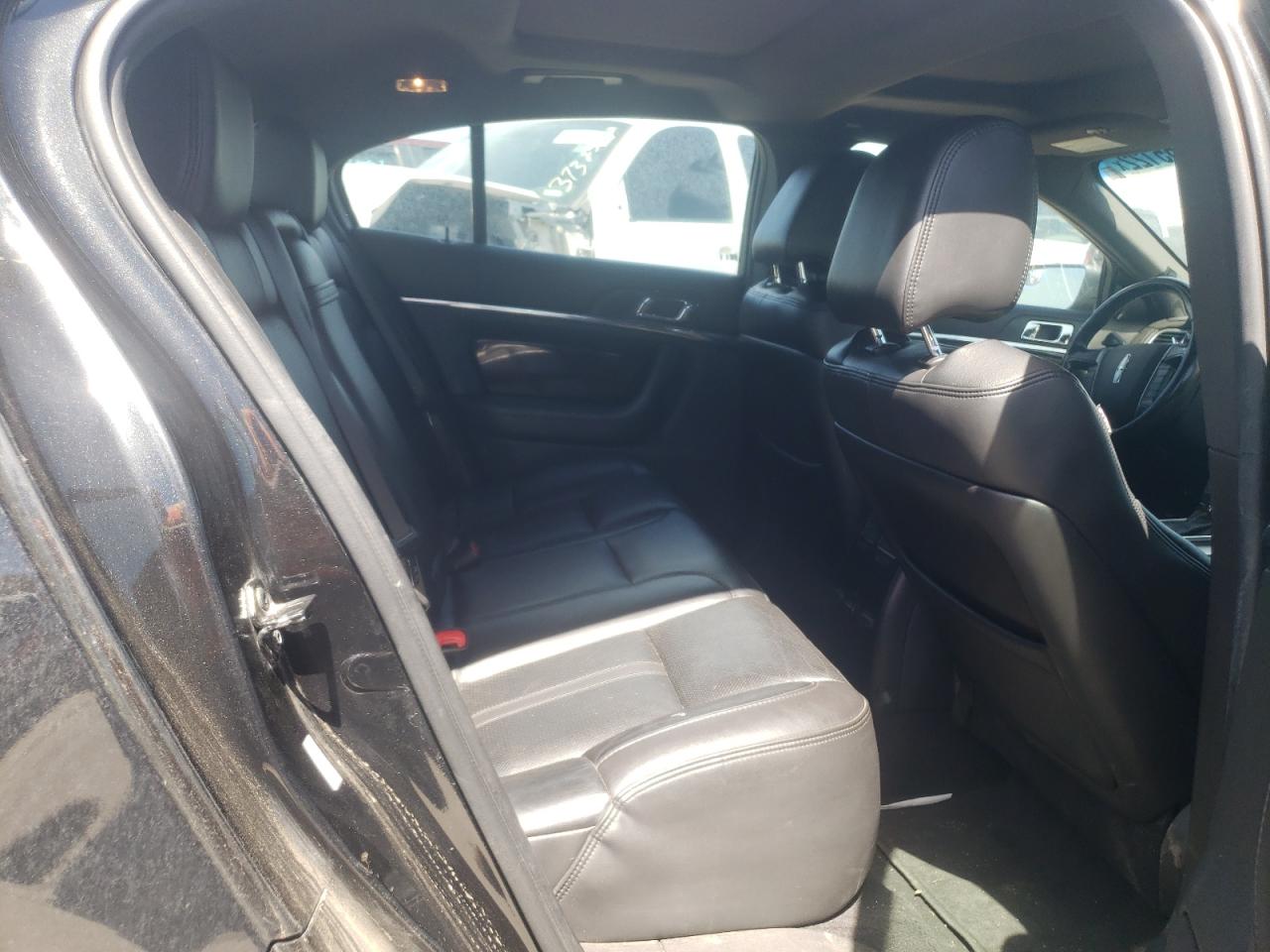 Photo 6 from auction – 2011 LINCOLN MKS with VIN 1LNHL9FT5BG601961