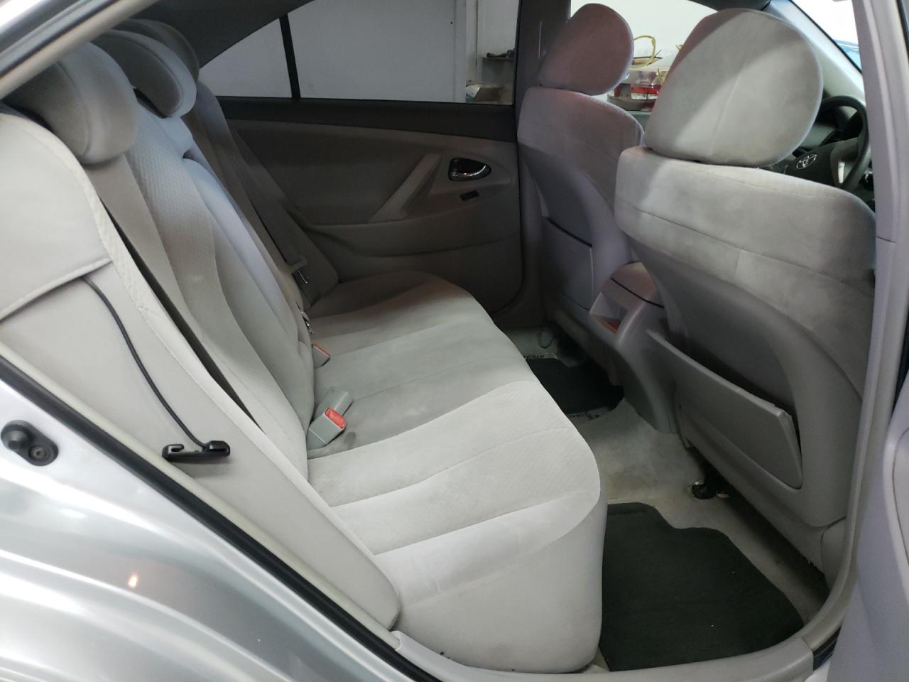 Photo 6 from auction – 2007 TOYOTA CAMRY CE with VIN 4T1BE46K87U076770