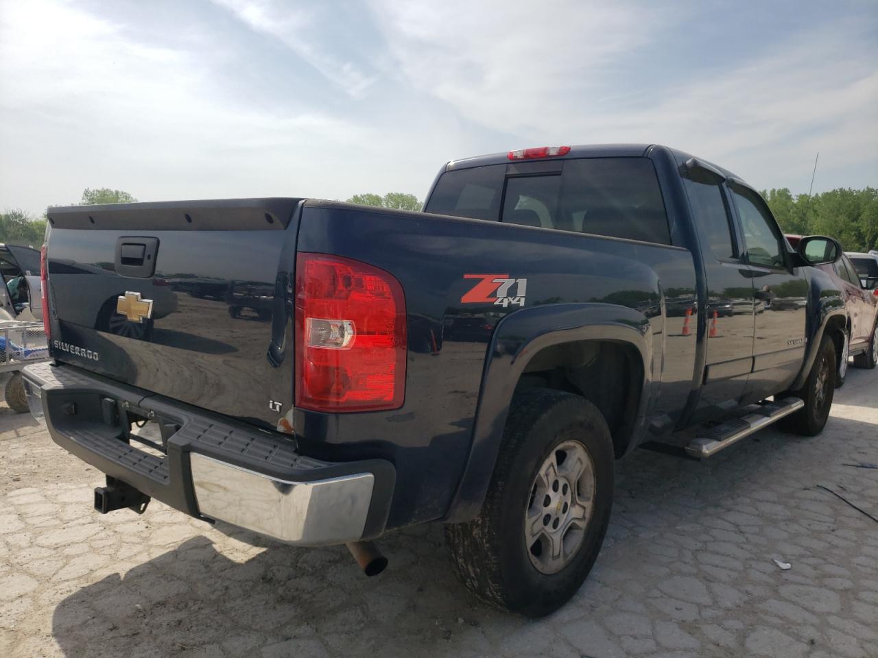 Photo 4 from auction – 2007 CHEVROLET SILVERADO with VIN 2GCEK19J071685617