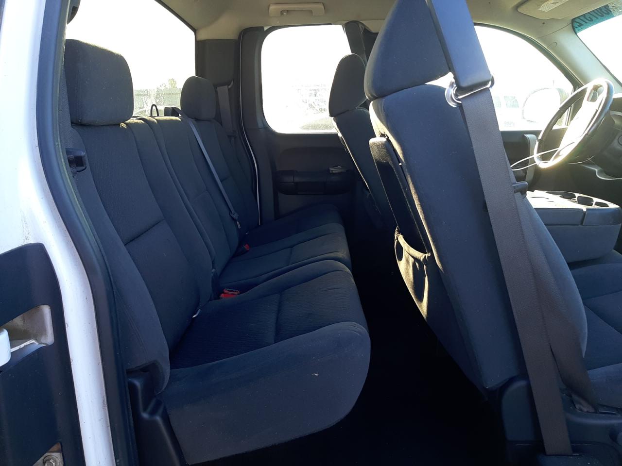 Photo 6 from auction – 2009 CHEVROLET SILVERADO with VIN 1GCEK290X9Z133789