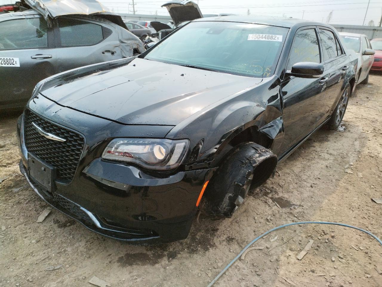 Photo 2 from auction – 2016 CHRYSLER 300 S with VIN 2C3CCAGG2GH148058