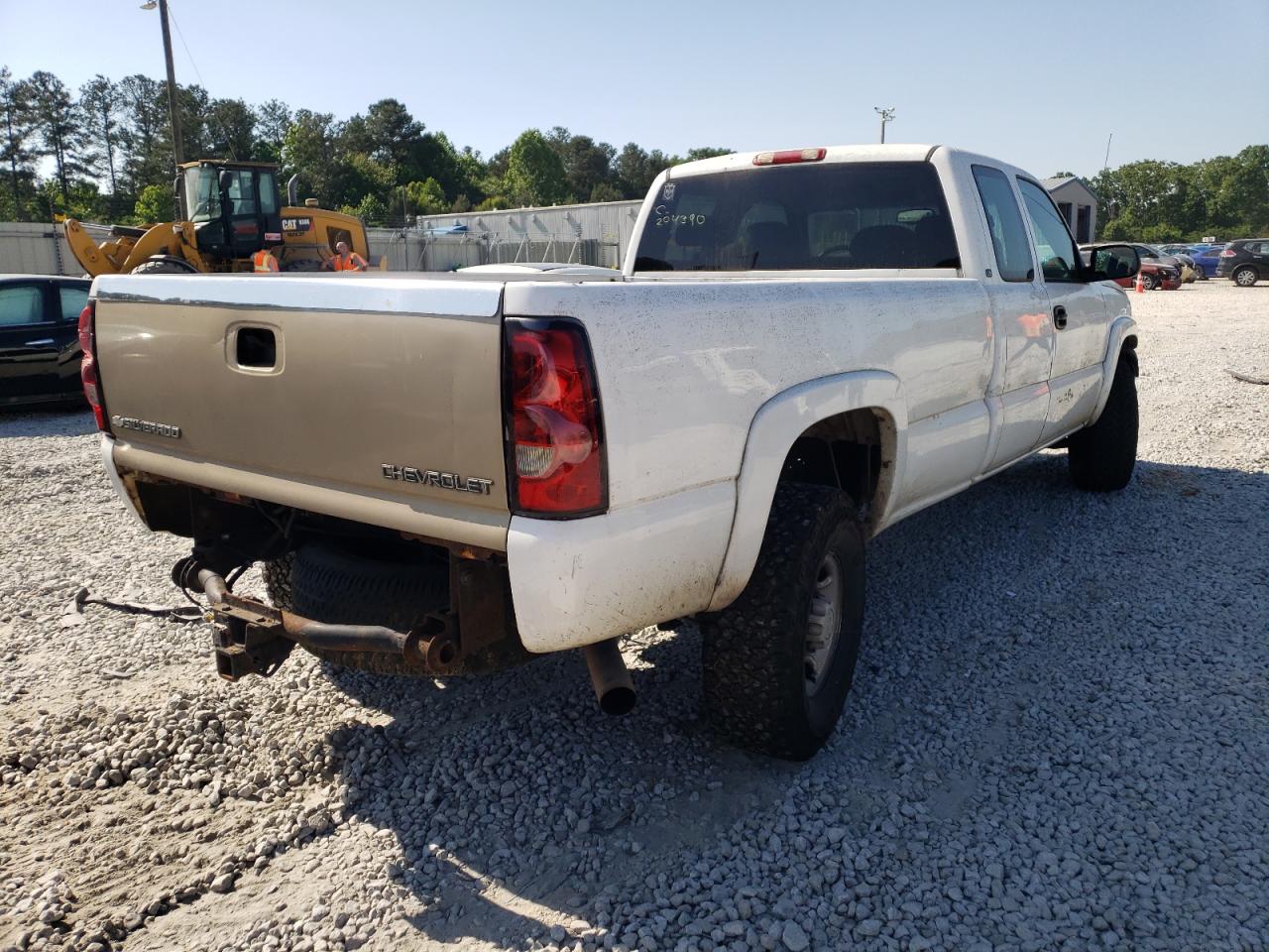 Photo 4 from auction – 2005 CHEVROLET SILVERADO with VIN 1GCHC29U45E254901