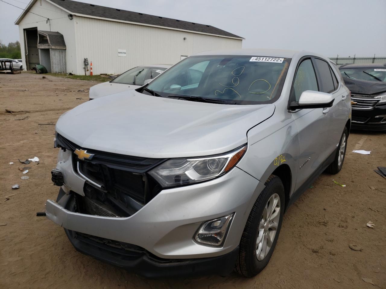 Photo 2 from auction – 2018 CHEVROLET EQUINOX LT with VIN 2GNAXJEV8J6233182