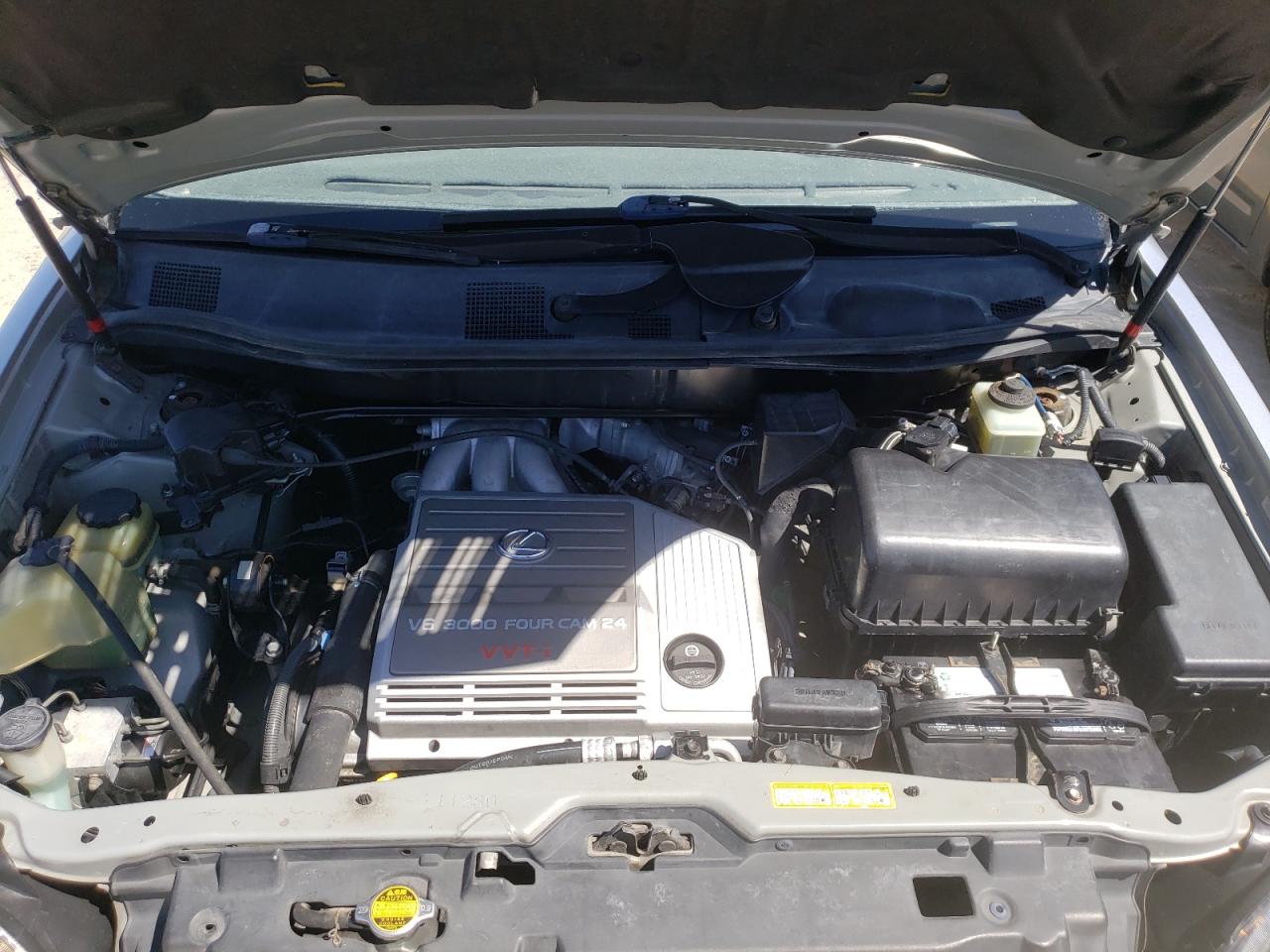 Photo 7 from auction – 2000 LEXUS RX 300 with VIN JT6HF10U5Y0116517