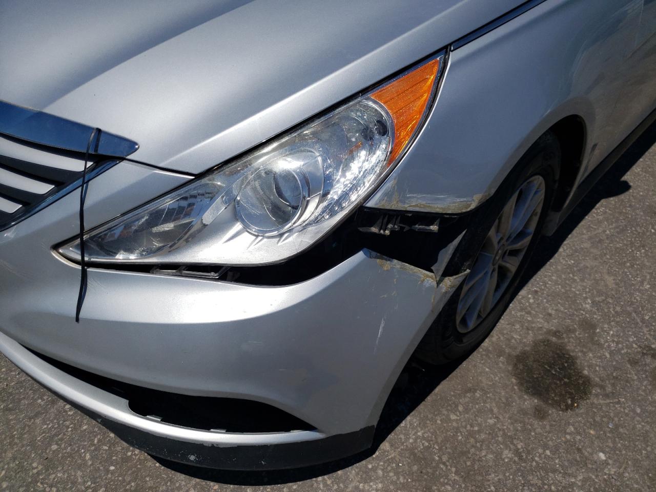 Photo 9 from auction – 2014 HYUNDAI SONATA GLS with VIN 5NPEB4AC0EH846672