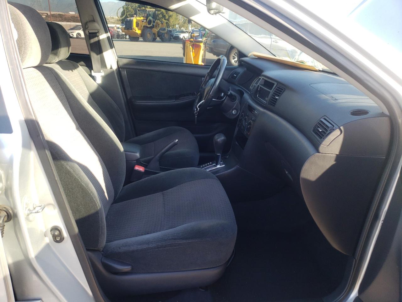 Photo 5 from auction – 2006 TOYOTA COROLLA CE with VIN 1NXBR32E46Z641979