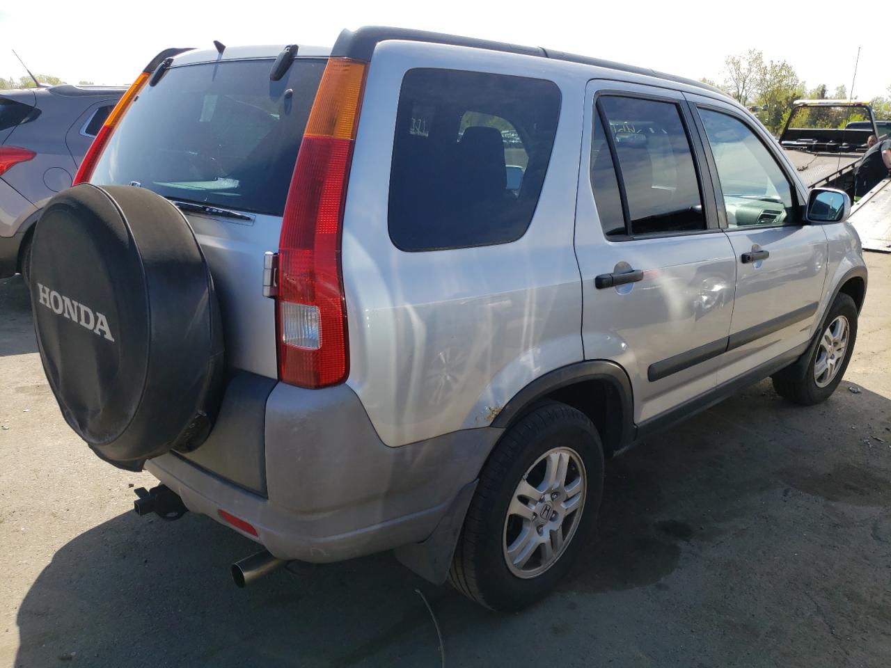 صورة رقم 4 من المزاد - 2002 HONDA CR-V مع VIN JHLRD78832C015384