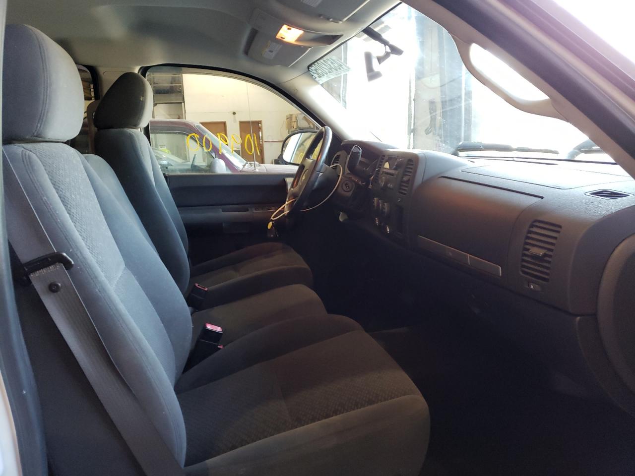Photo 16 from auction – 2008 CHEVROLET SILVERADO with VIN 2GCEC13J781186613