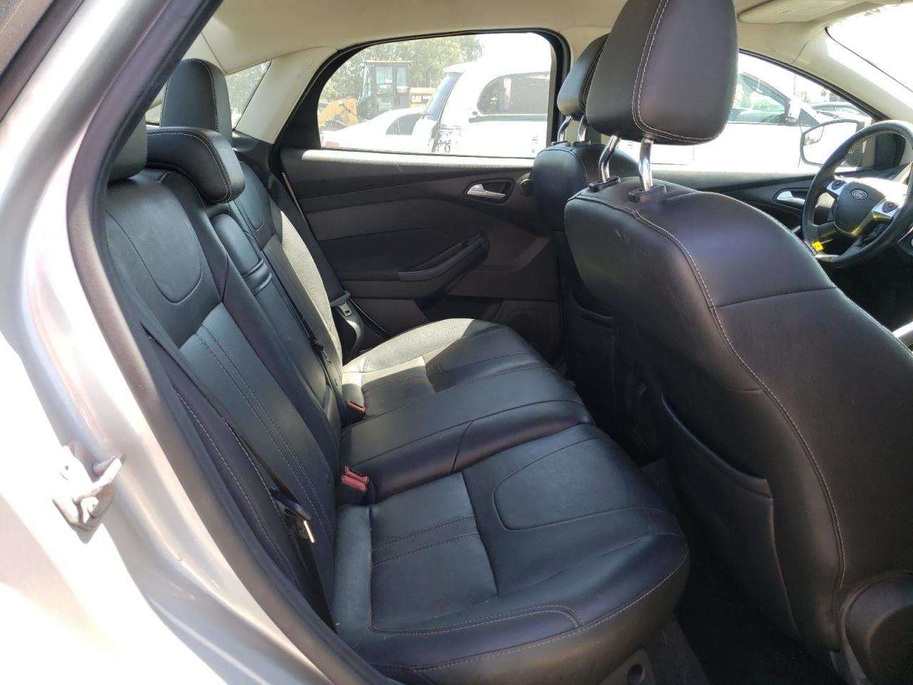 Фото 6 с аукциона – 2012 FORD FOCUS SEL с VIN 1FAHP3H23CL215788