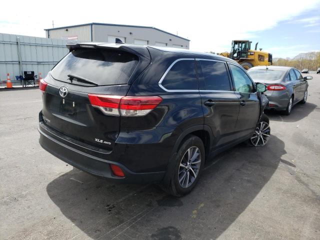 Photo 4 from auction – 2019 TOYOTA HIGHLANDER with VIN 5TDJZRFH9KS592249