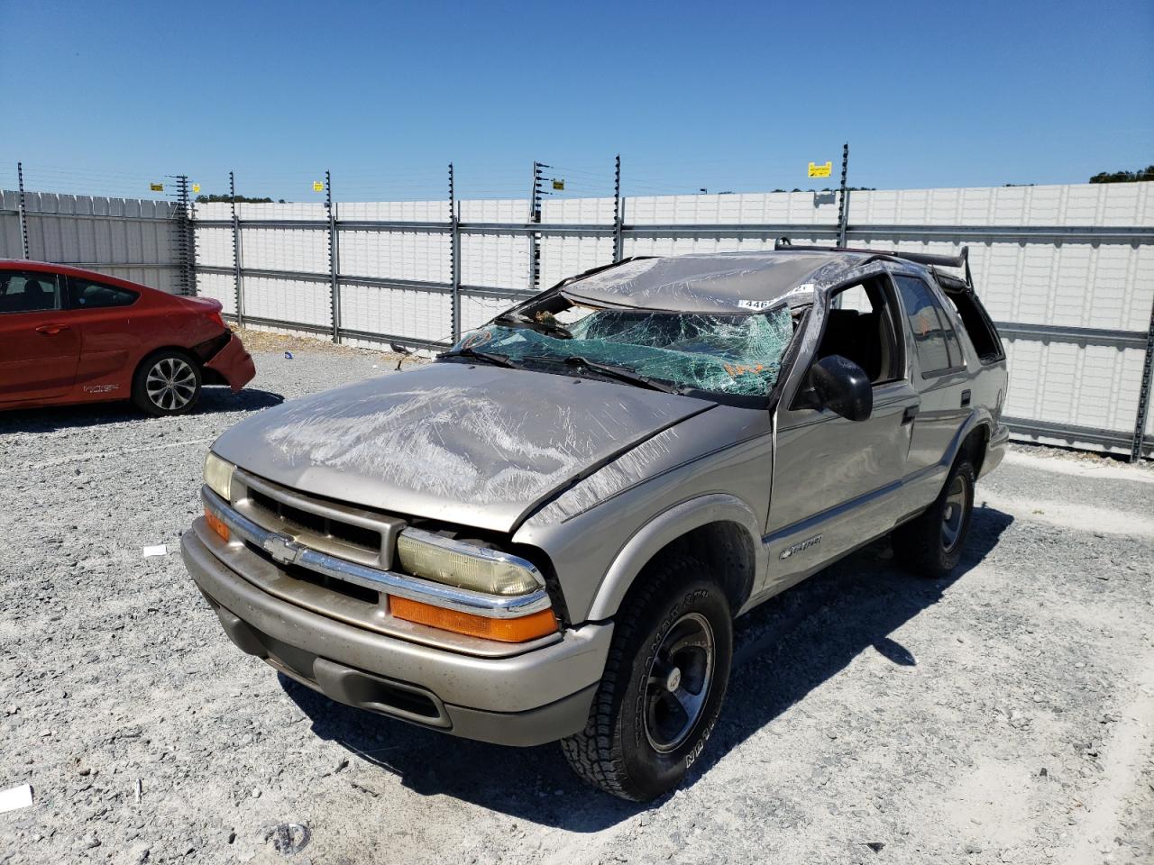 Photo 2 from auction – 2004 CHEVROLET BLAZER with VIN 1GNCS13X54K114938