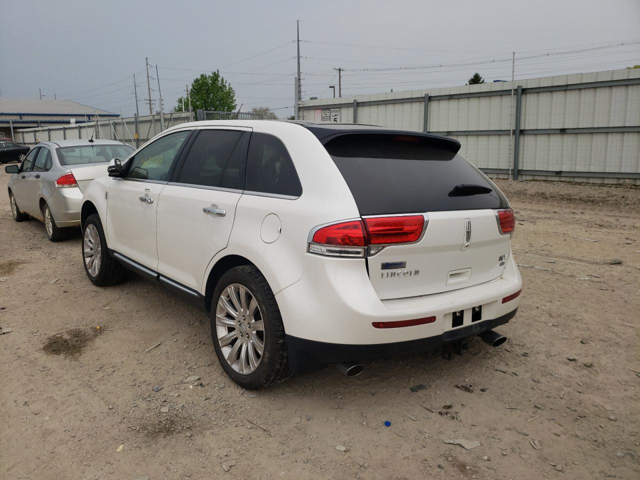 Photo 3 from auction – 2014 LINCOLN MKX with VIN 2LMDJ8JK4EBL16701