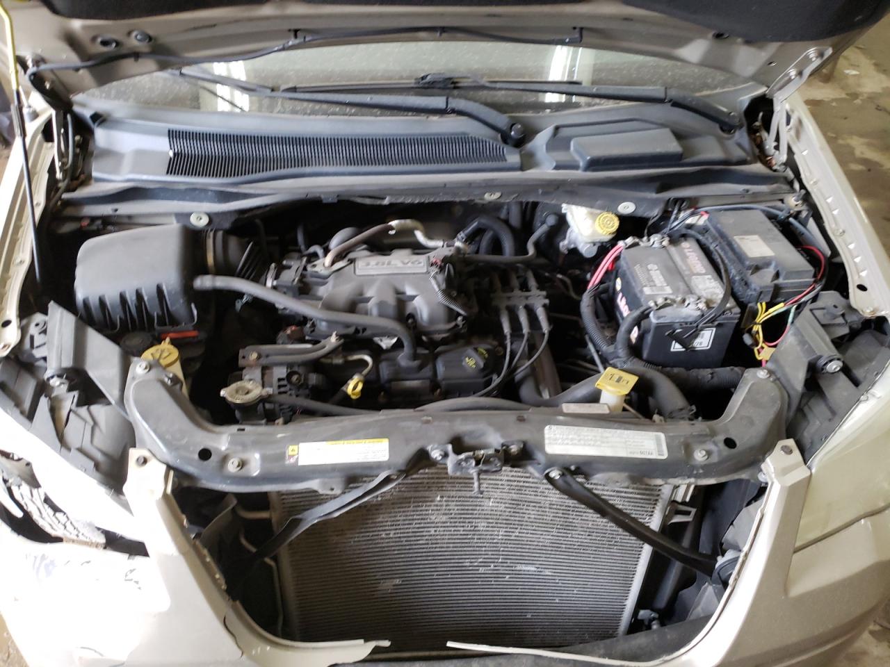 Photo 7 from auction – 2009 CHRYSLER TOWN & COU with VIN 2A8HR54119R626368