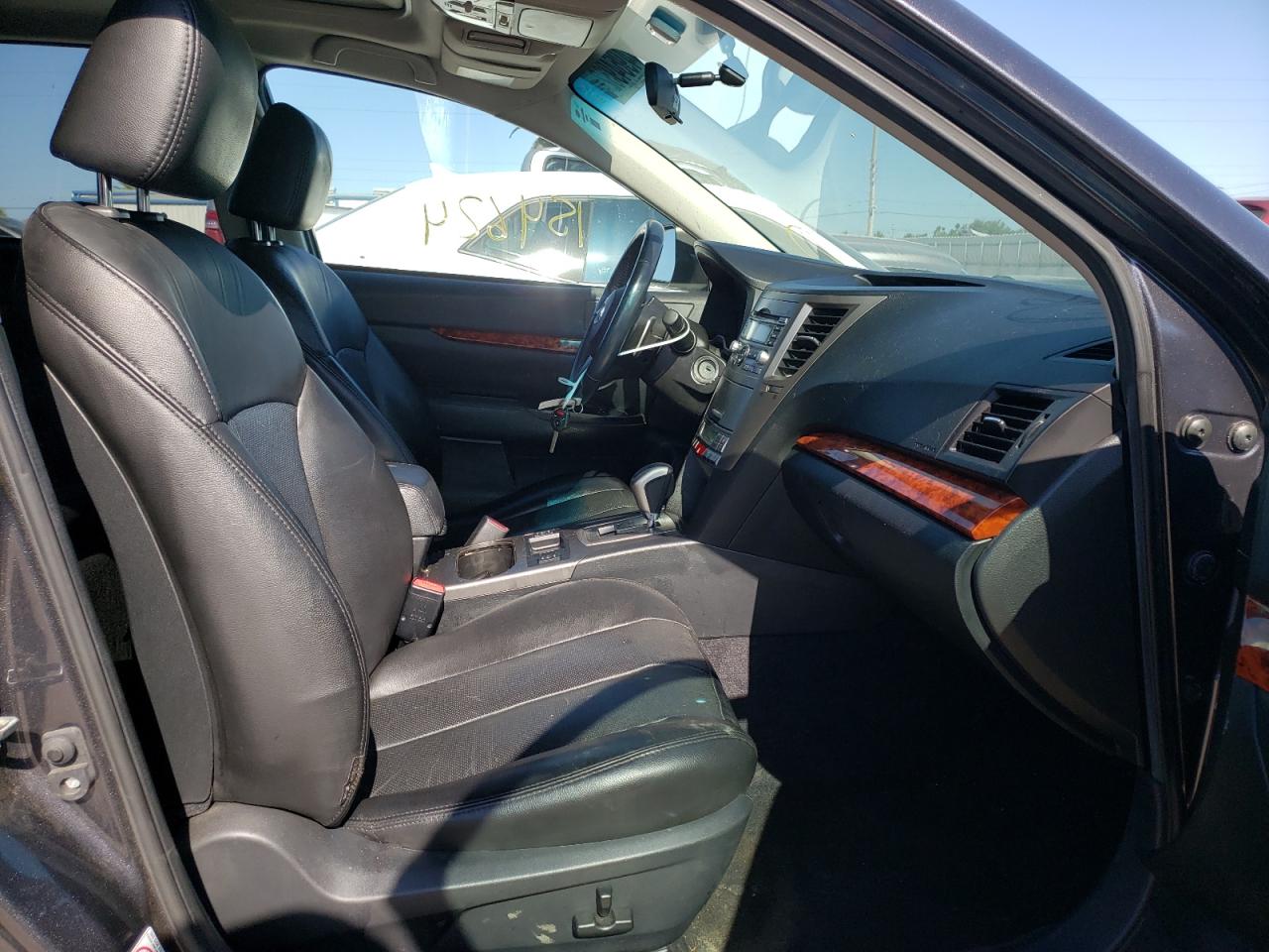 Photo 5 from auction – 2010 SUBARU OUTBACK 2. with VIN 4S4BRBKC6A3371919