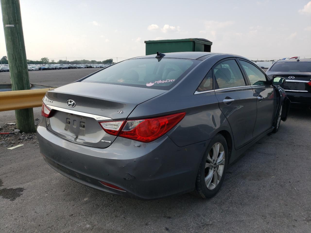 Photo 4 from auction – 2012 HYUNDAI SONATA SE with VIN 5NPEC4AC7CH477917