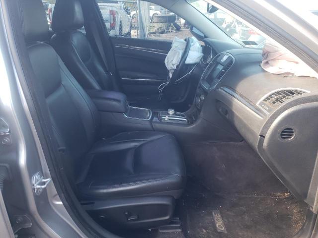 Photo 5 from auction – 2017 CHRYSLER 300 LIMITE with VIN 2C3CCARG8HH651348