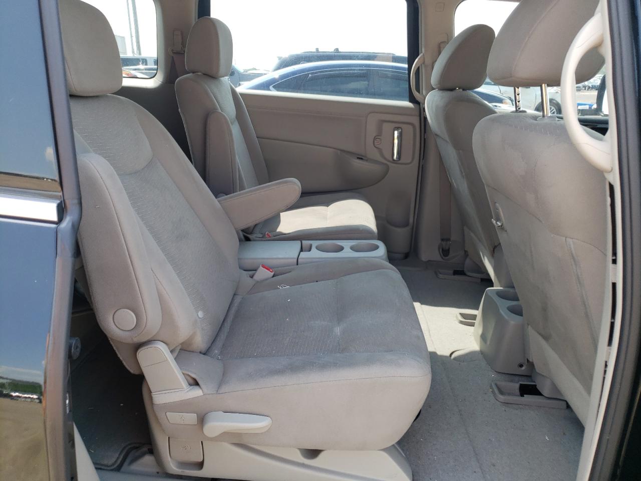 Photo 6 from auction – 2014 NISSAN QUEST S/SV with VIN JN8AE2KP7E9105671