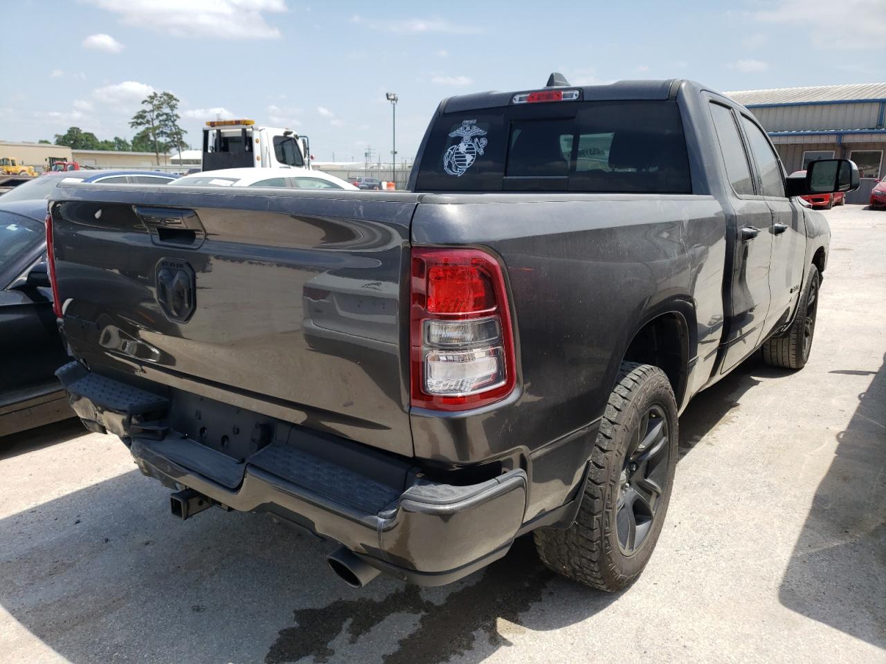 Photo 4 from auction – 2021 RAM 1500 BIG H with VIN 1C6RREBTXMN828767