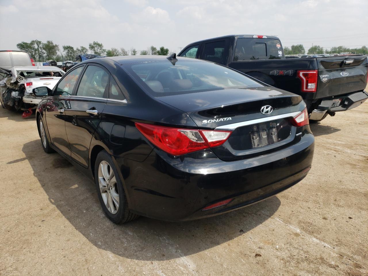 Photo 3 from auction – 2011 HYUNDAI SONATA SE with VIN 5NPEC4AC6BH033507