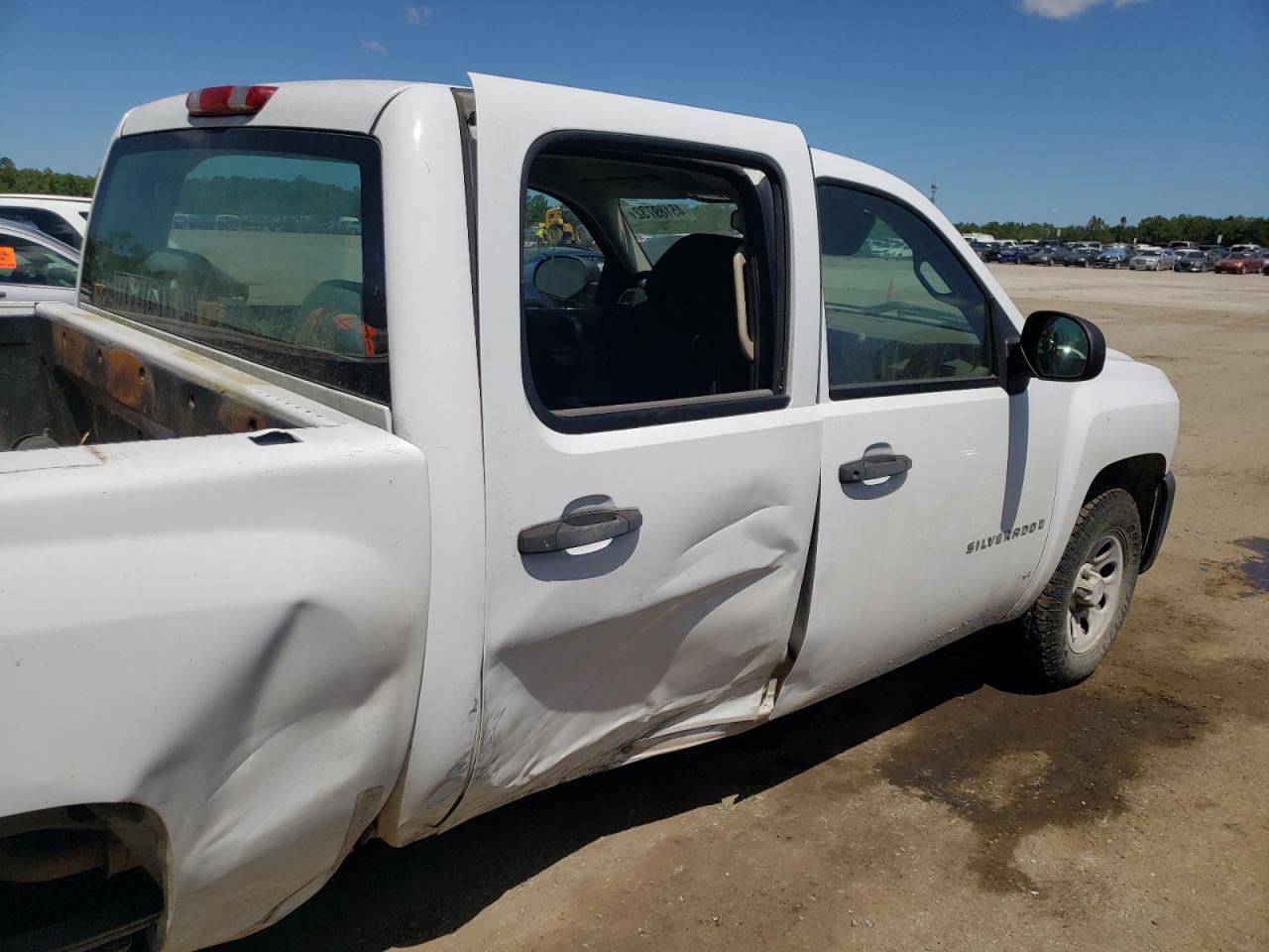 Photo 9 from auction – 2008 CHEVROLET SILVERADO with VIN 2GCEC13C581329513