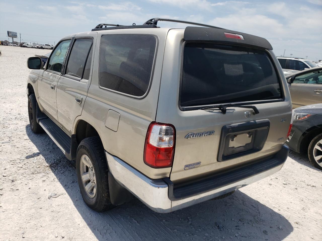 Photo 3 from auction – 2001 TOYOTA 4RUNNER SR with VIN JT3GN86R410188452