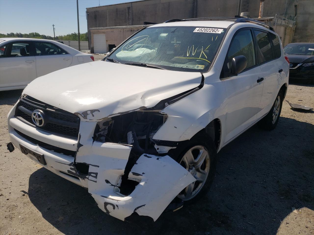 Photo 2 from auction – 2010 TOYOTA RAV4 with VIN JTMBF4DV9AD024117