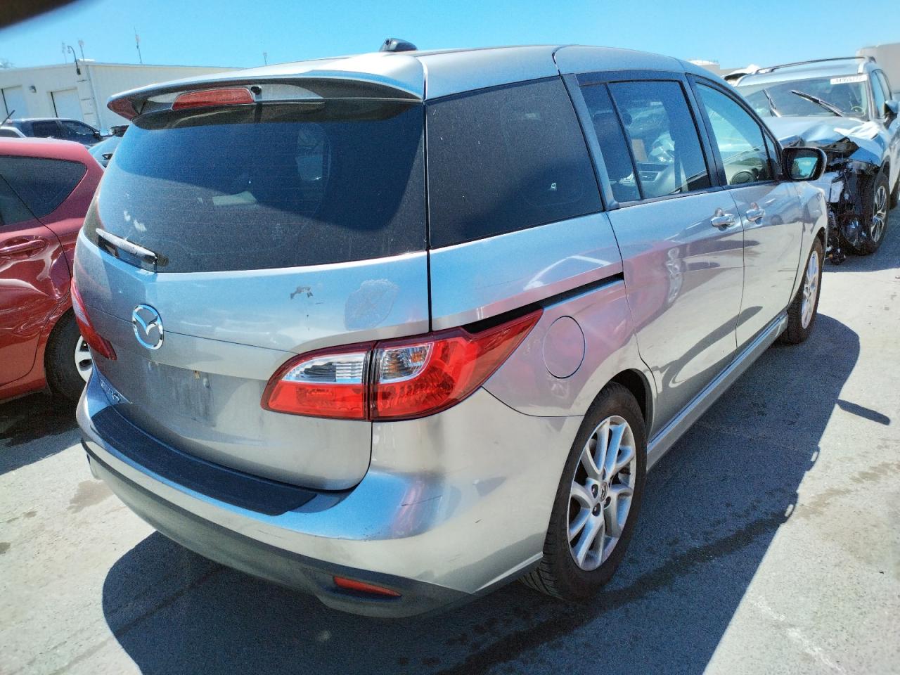 Photo 4 from auction – 2012 MAZDA 5 with VIN JM1CW2CL6C0127577
