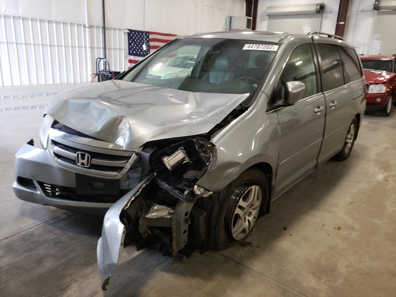 Photo 2 from auction – 2005 HONDA ODYSSEY EX with VIN 5FNRL38605B076657