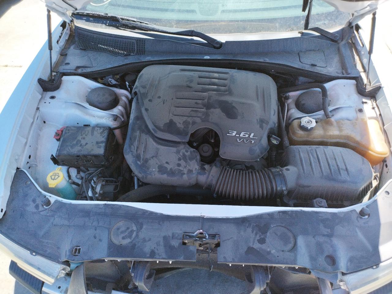 Photo 7 from auction – 2011 DODGE CHARGER with VIN 2B3CL3CG5BH606652