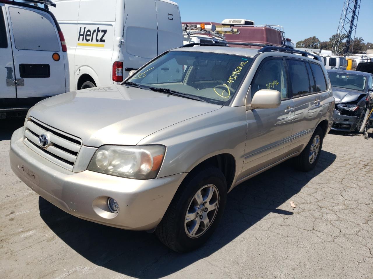 Photo 2 from auction – 2005 TOYOTA HIGHLANDER with VIN JTEGD21A350108721