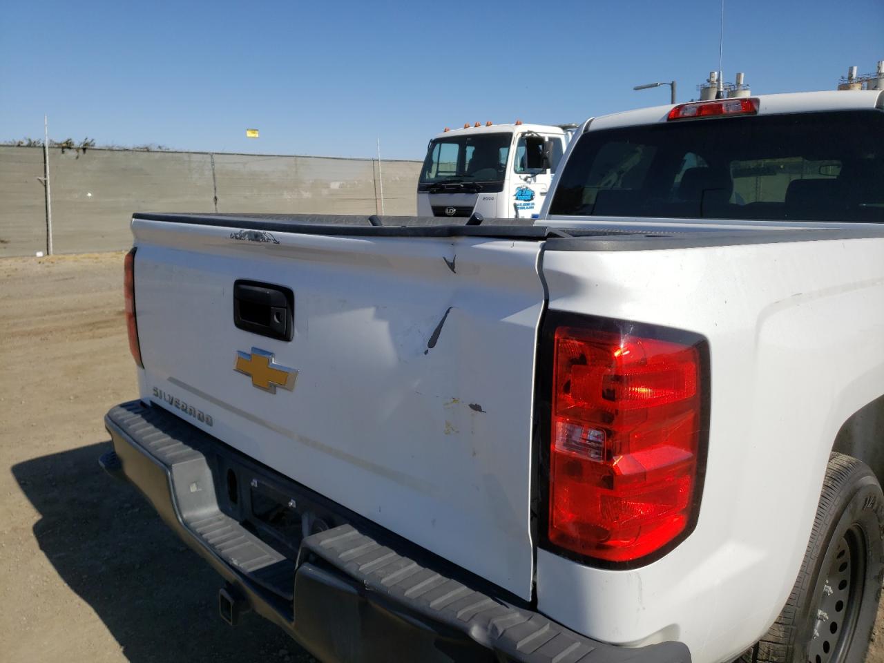 Photo 9 from auction – 2015 CHEVROLET SILVERADO with VIN 3GCUKPEC1FG226494